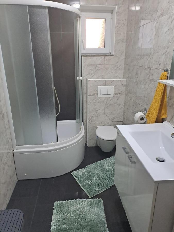Apartment Mira شيبينيك المظهر الخارجي الصورة